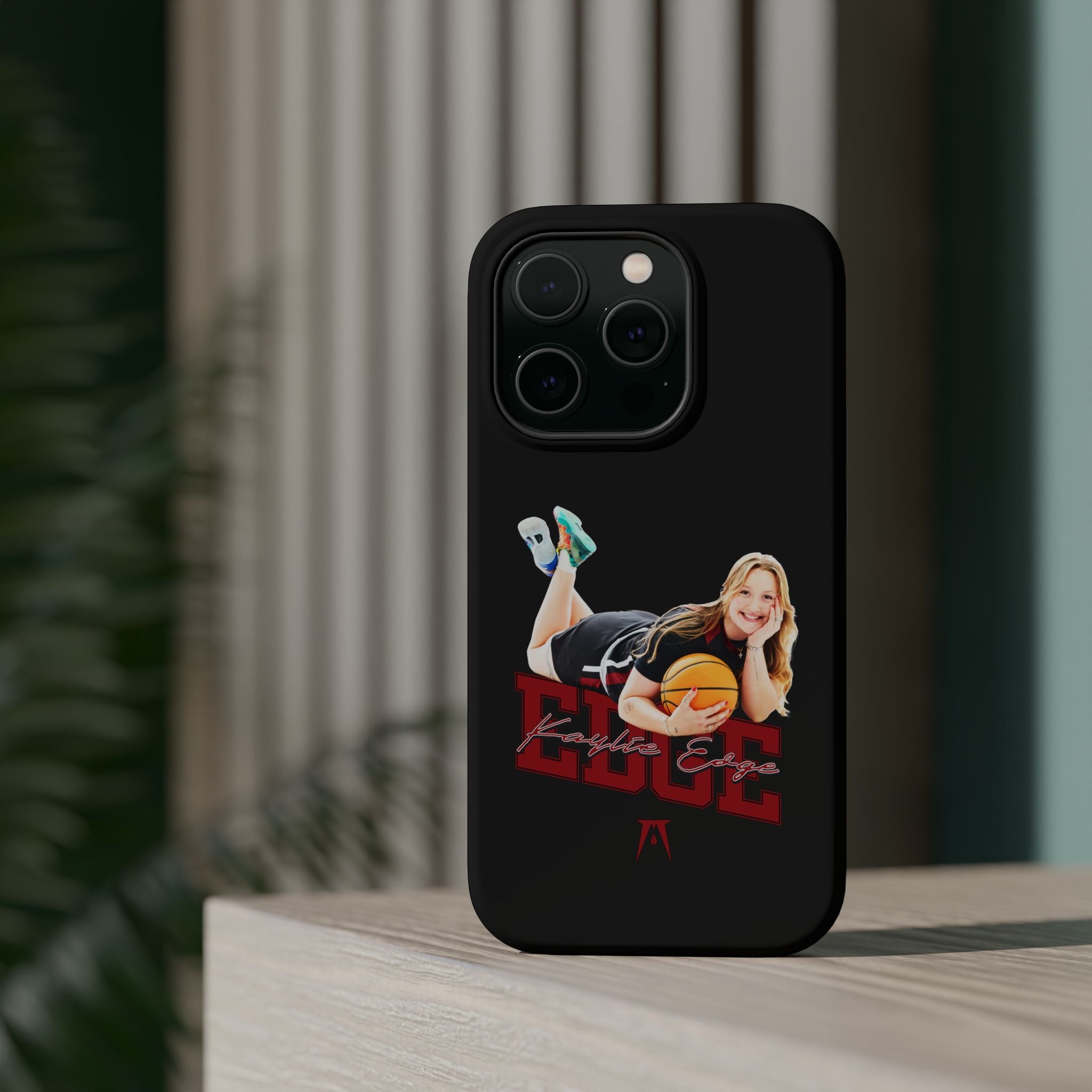 Kaylie Edge MagSafe Phone Case