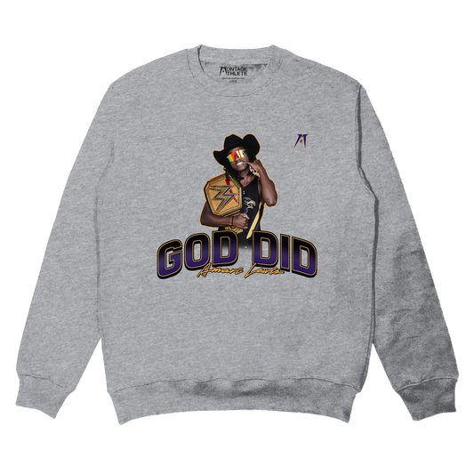 Amari Lewis Simple Crewneck